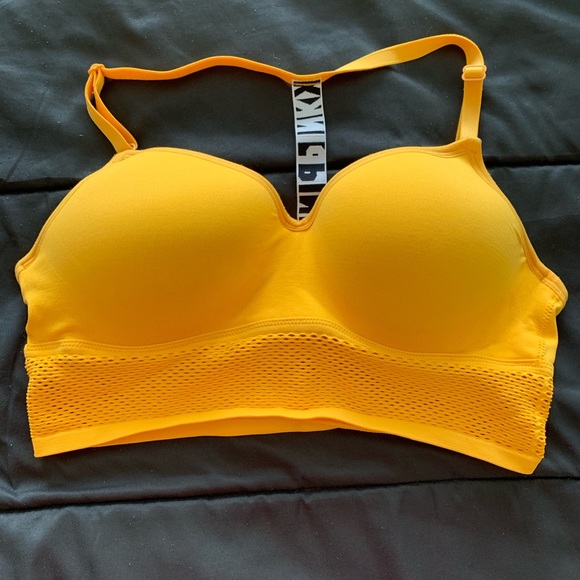 Cool & Comfy Seamless Wireless T-Back - Picture 3 of 5